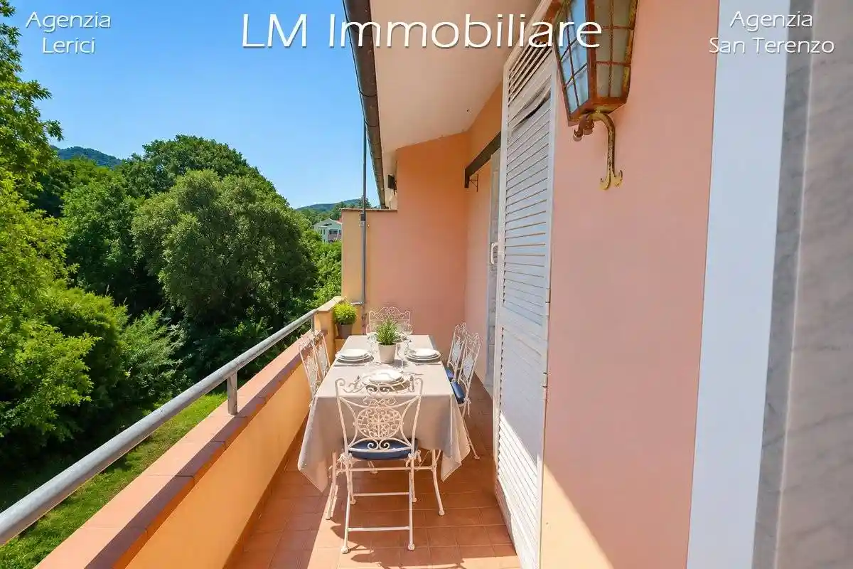 Appartamento in vendita a Lerici