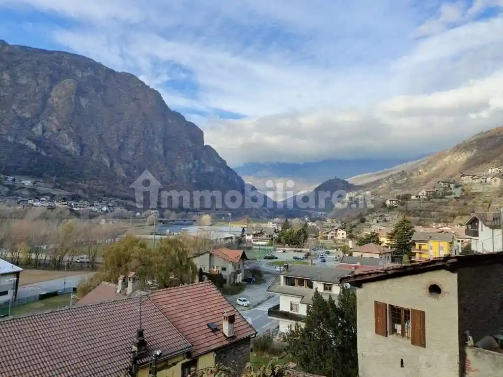 Casa indipendente in vendita a Montjovet