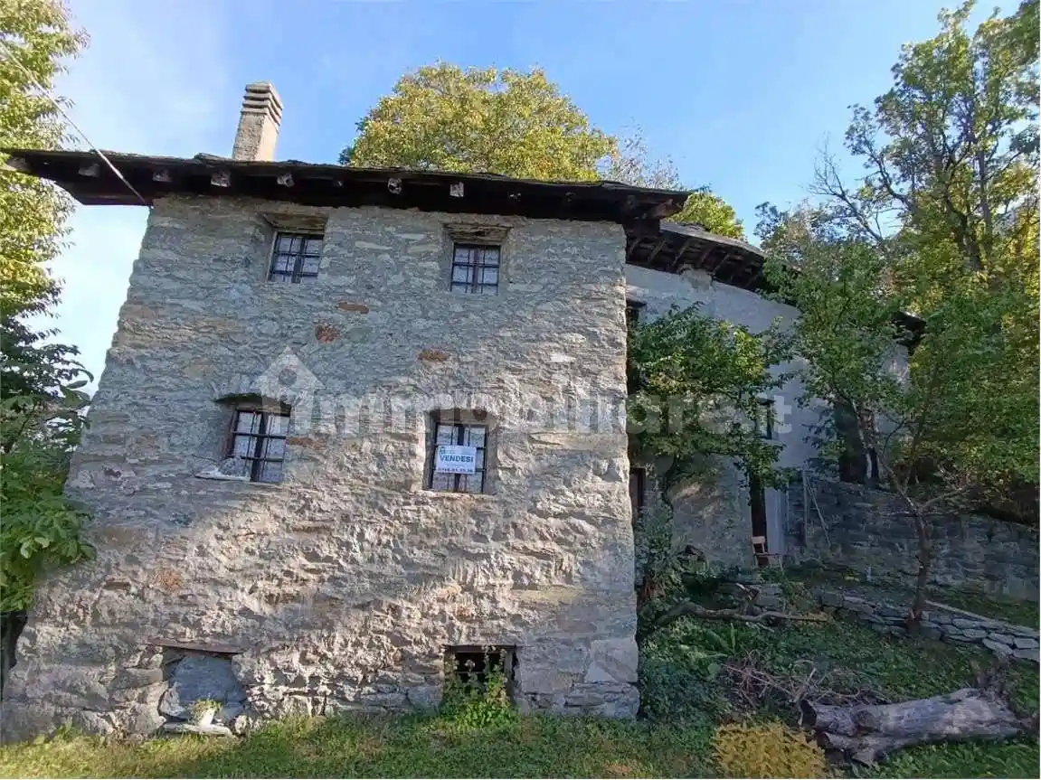 Casa indipendente in vendita a Chatillon