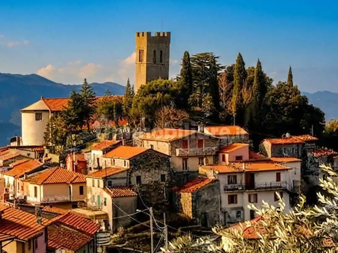 Appartamento in vendita a Sarzana