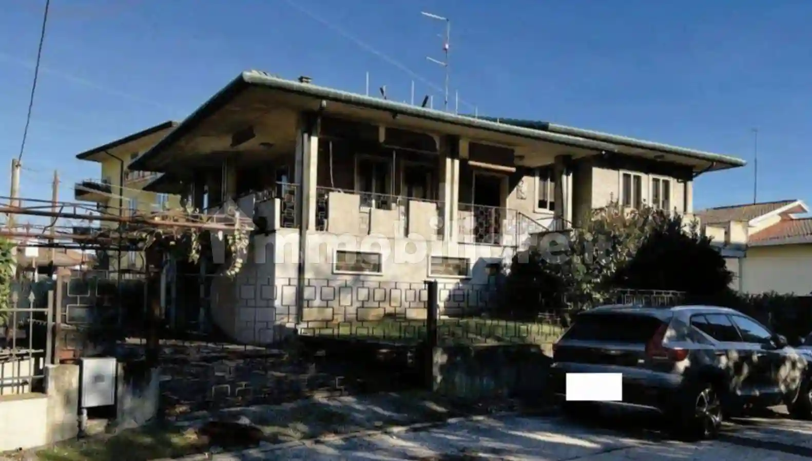 Villa - foto 2