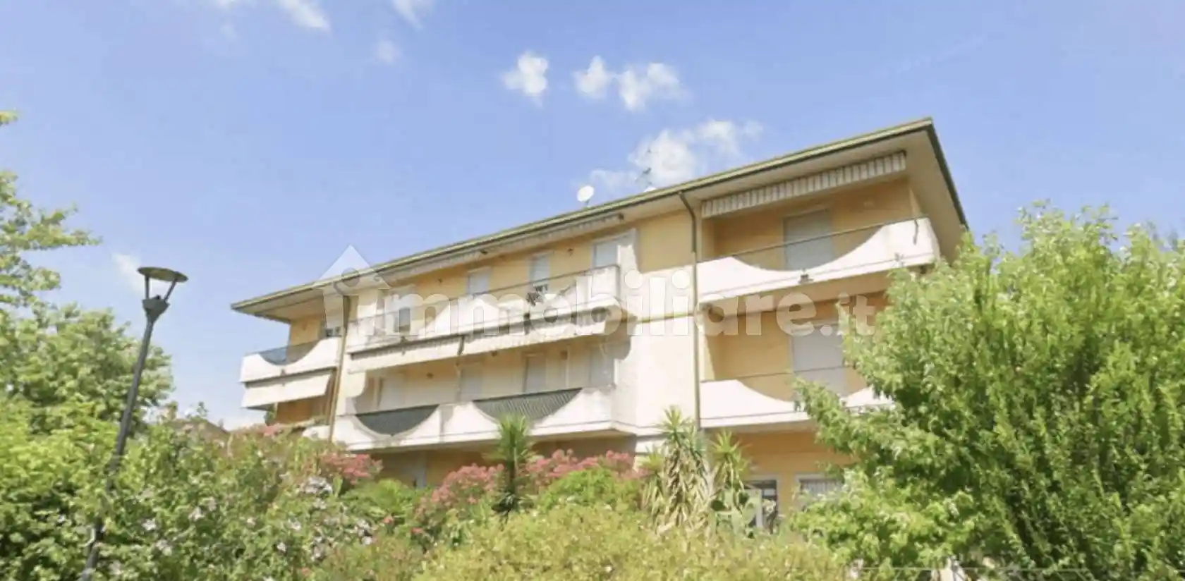 Appartamento in vendita a Lonato del Garda