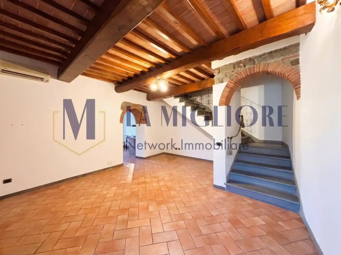 Villa in vendita a Montale