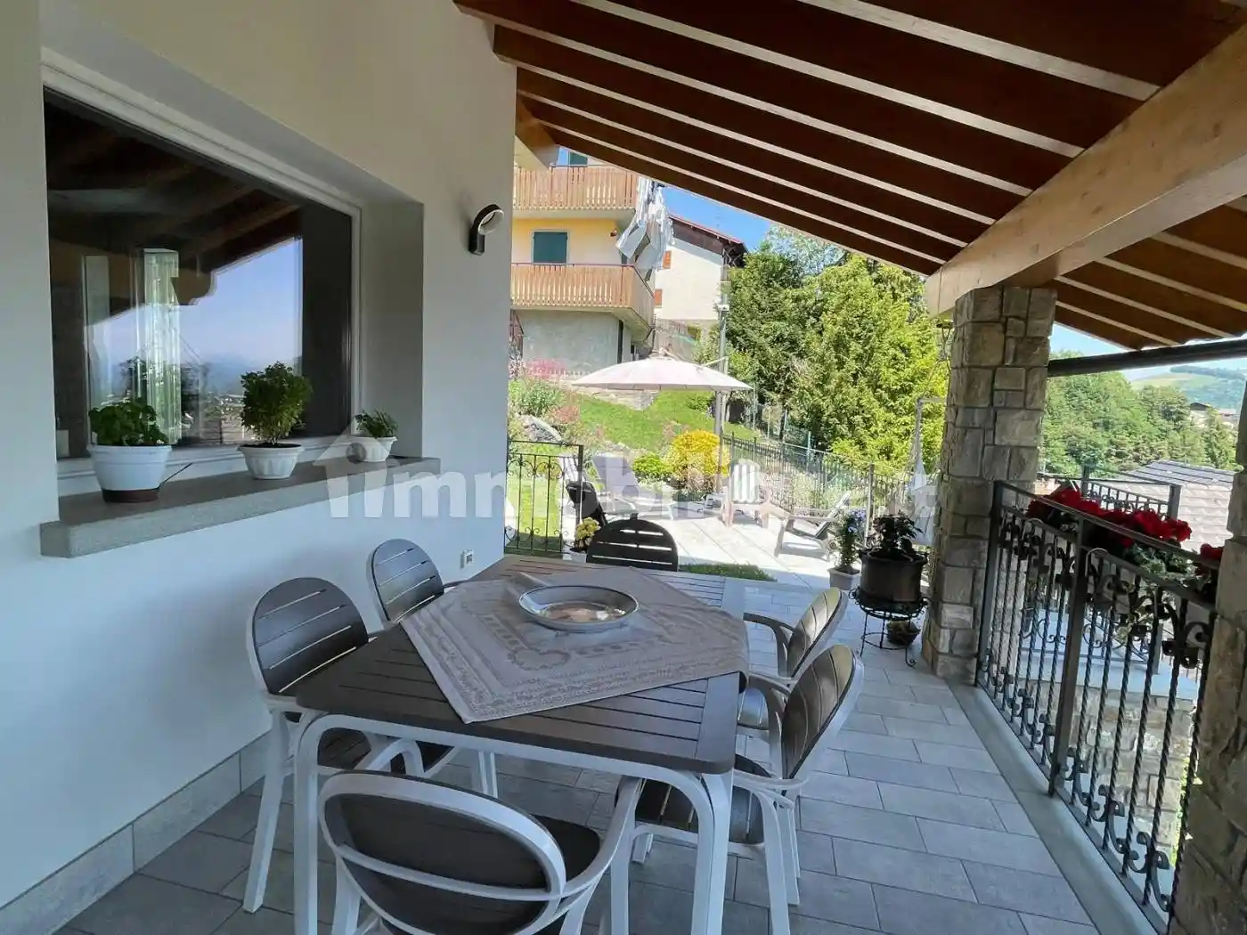 Villa in vendita a Selvino