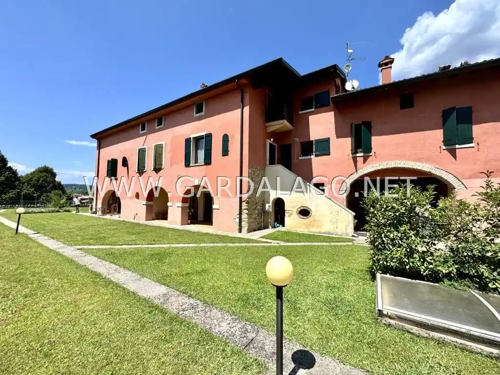 Appartamento in vendita a Costermano sul Garda