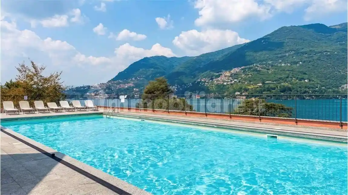 Appartamento in vendita a Blevio