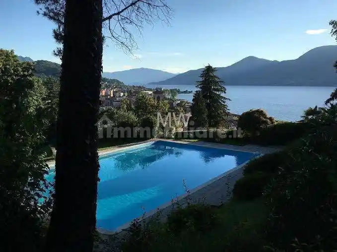 Appartamento in vendita a Luino