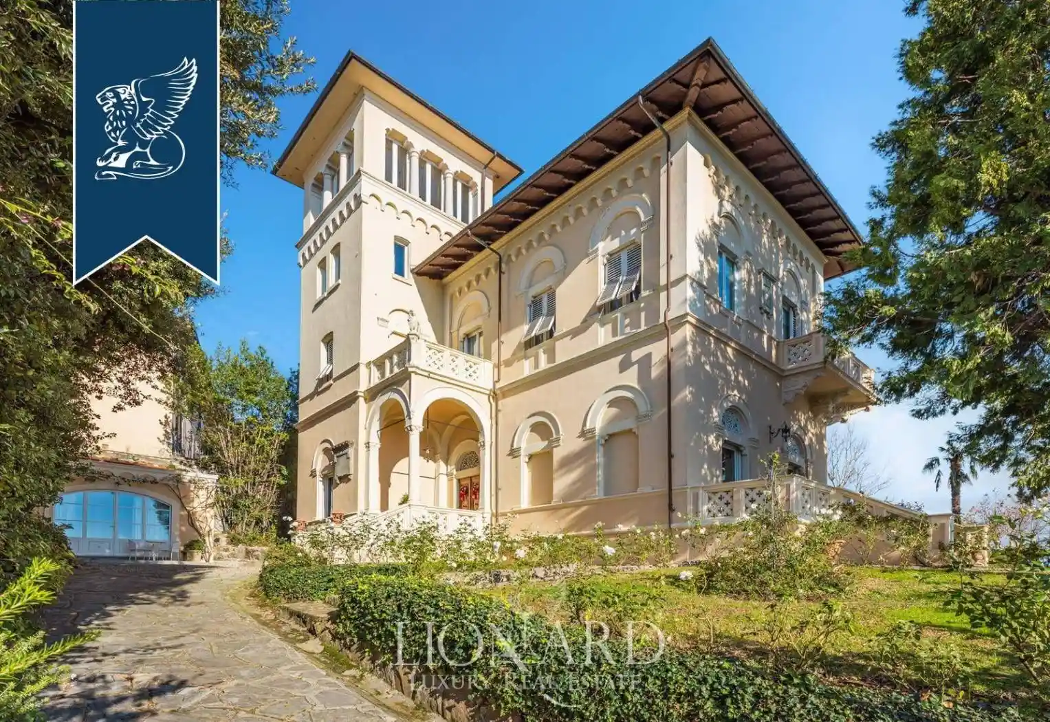 Villa in vendita a Montecatini-Terme