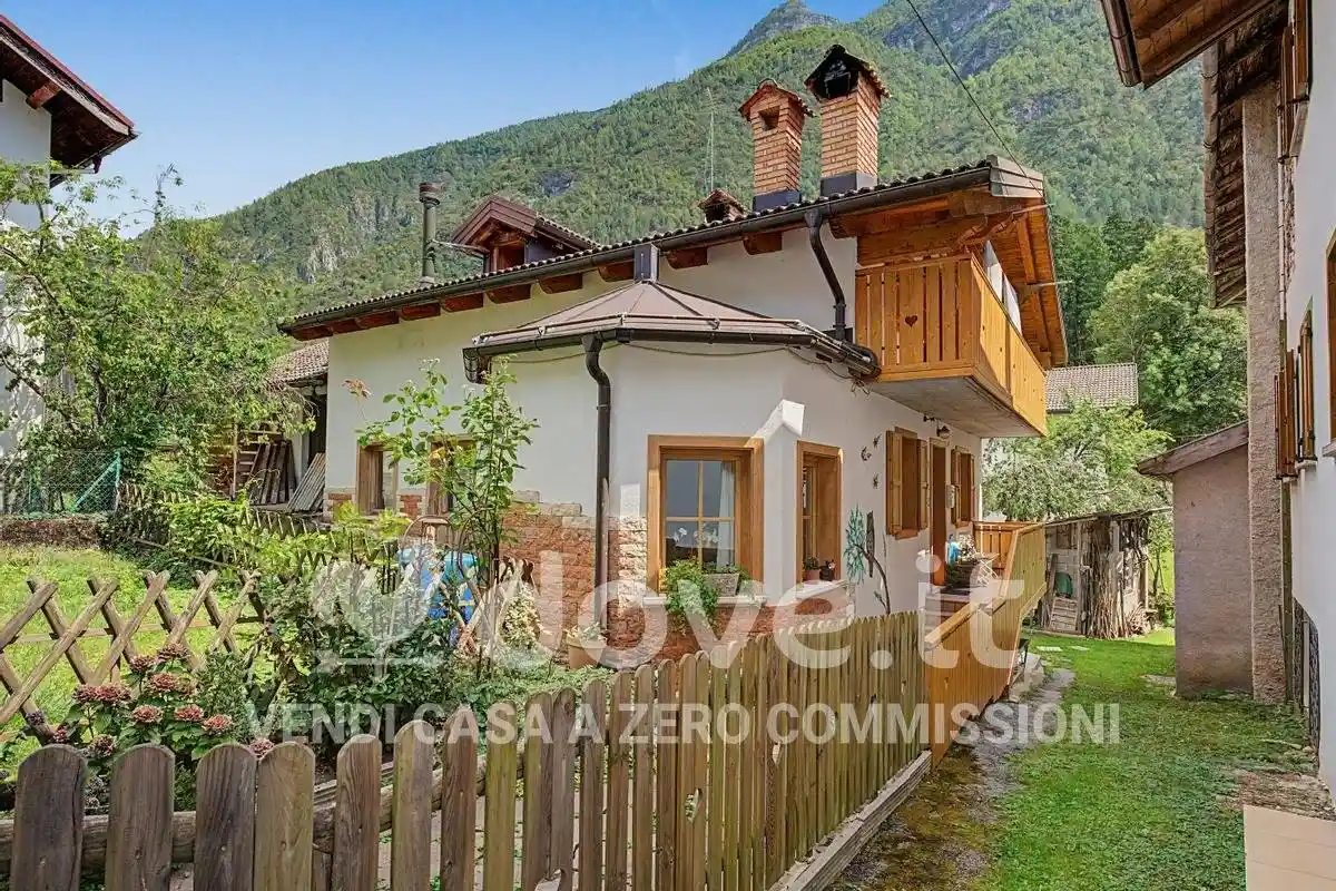 Casa indipendente in vendita a La Valle Agordina