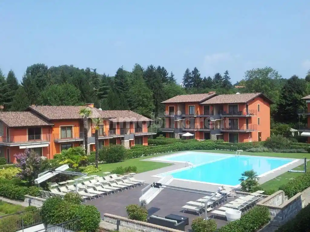 Appartamento in vendita a Leggiuno