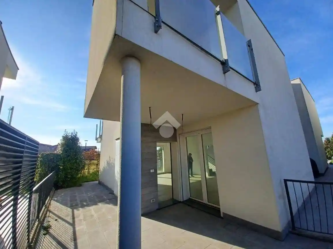 Appartamento in vendita a Treviolo