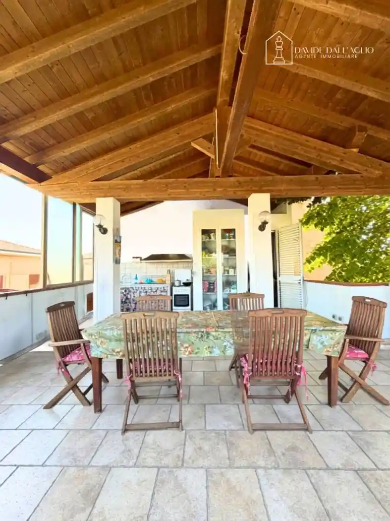 Villa in vendita a Campegine