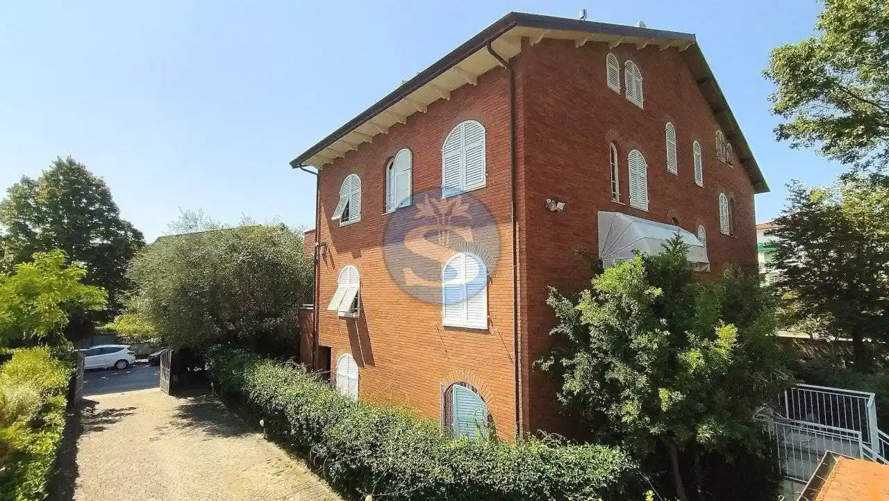 Villa in vendita a Camaiore