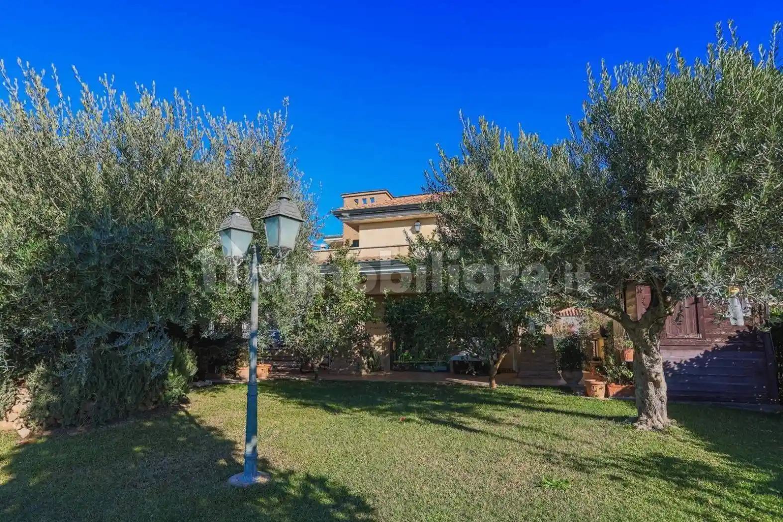Villa in vendita a Guidonia Montecelio