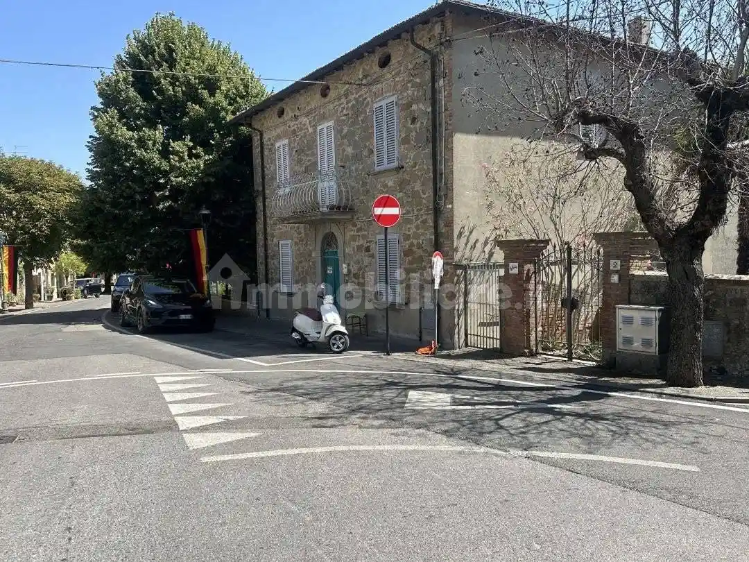 Villa in vendita a Monteleone d'Orvieto