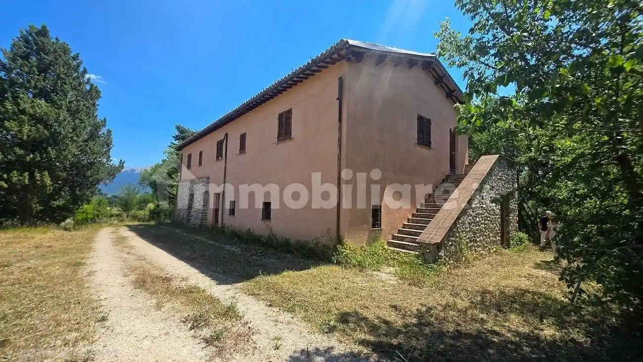 Rustico - Casale in vendita a Nocera Umbra