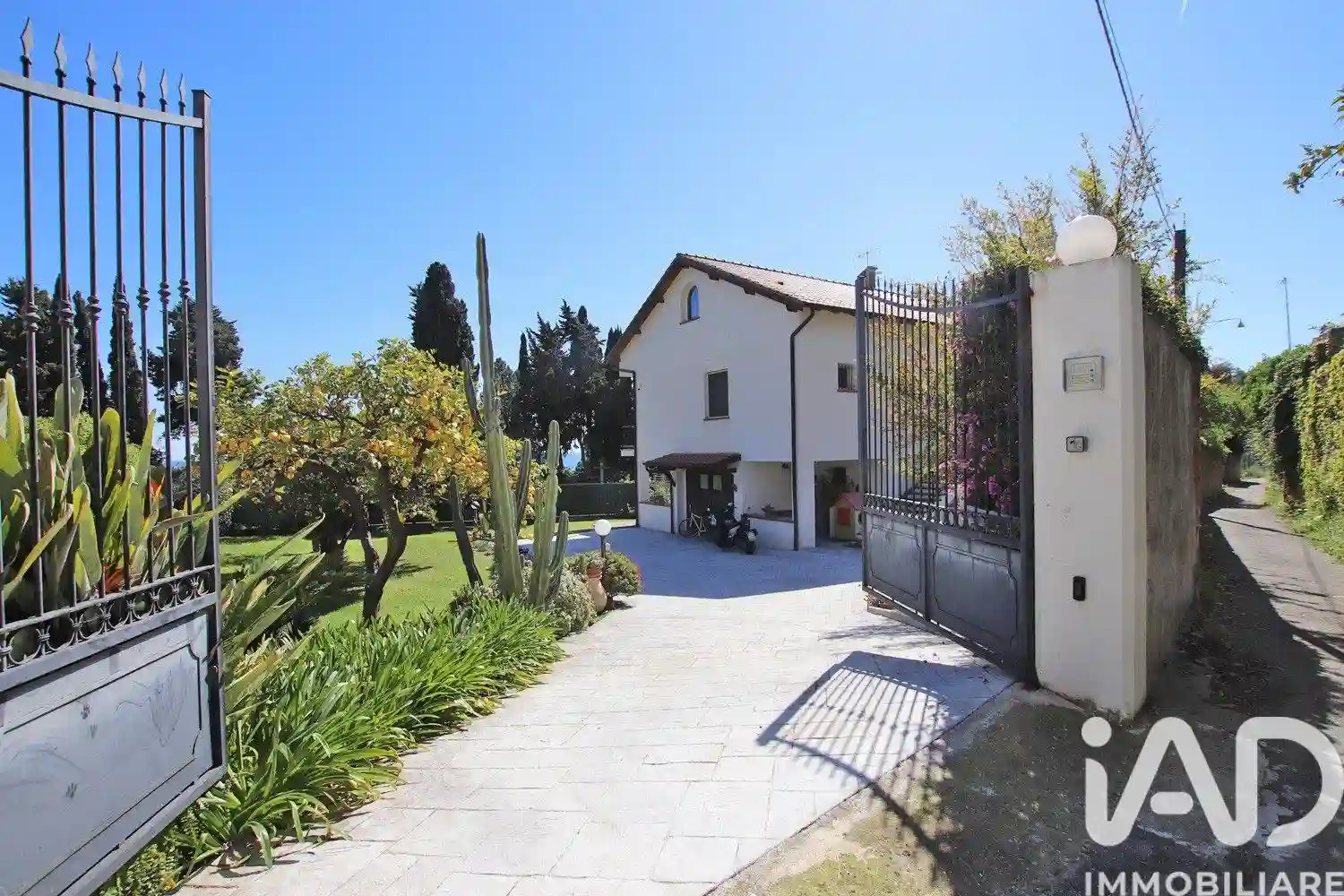 Villa - foto 2