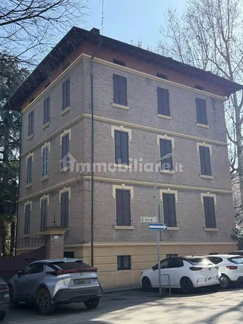 Appartamento in vendita a Modena