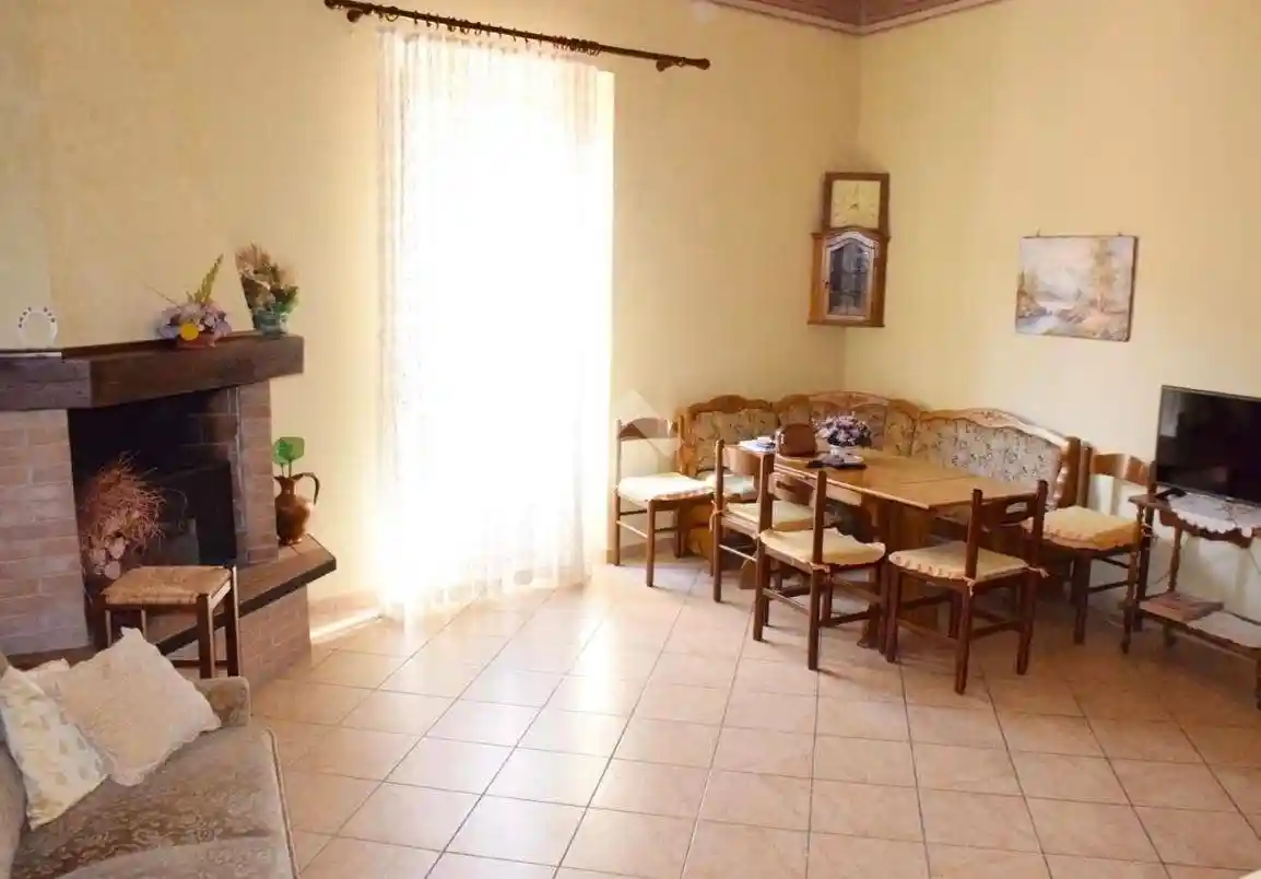 Appartamento in vendita a Scurcola Marsicana