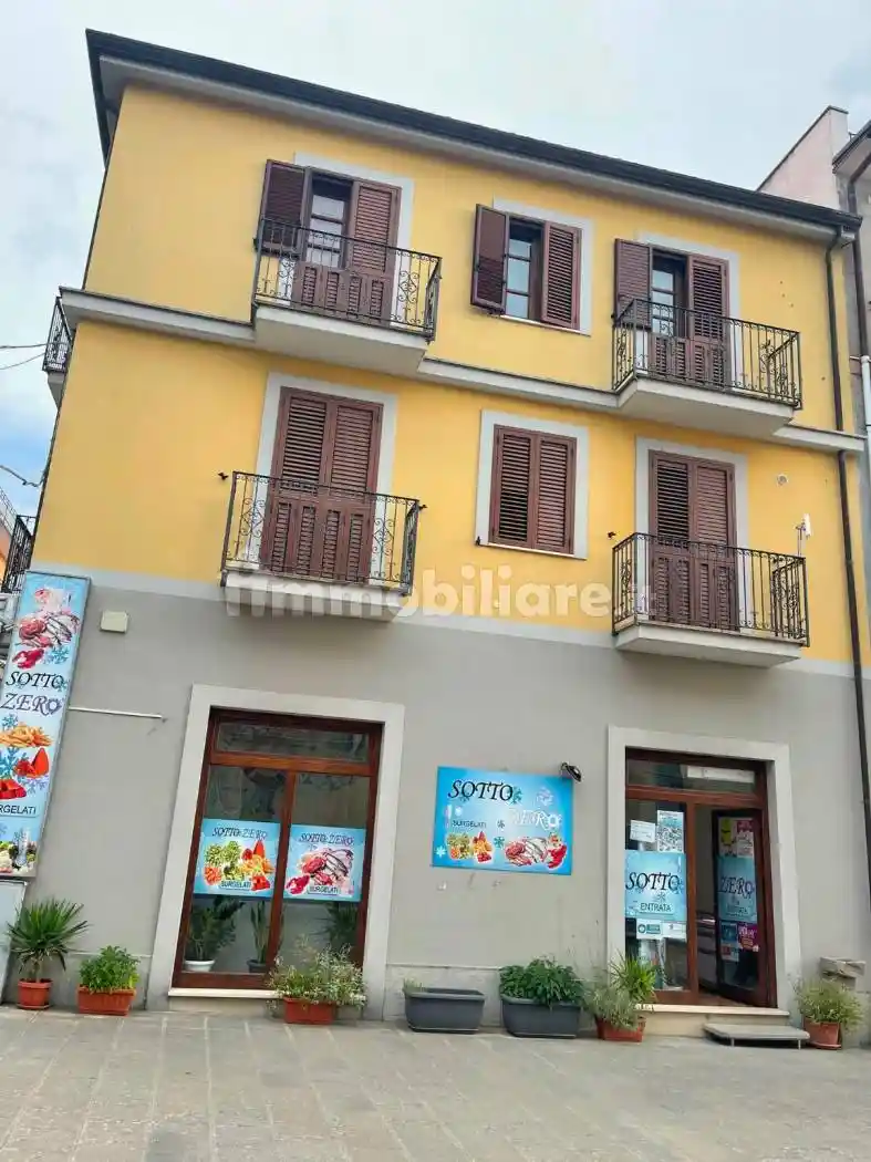 Appartamento in vendita a Castell'Umberto