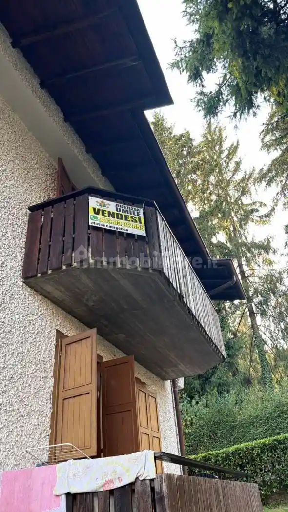 Appartamento in vendita a Selvino