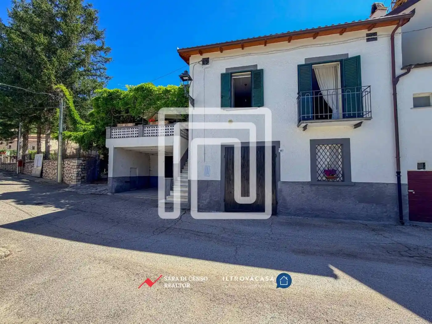Casa indipendente in vendita a Villa Santa Lucia degli Abruzzi
