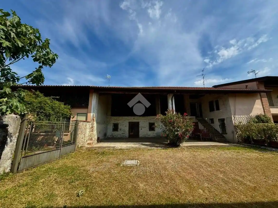 Casa indipendente in vendita a Rovato
