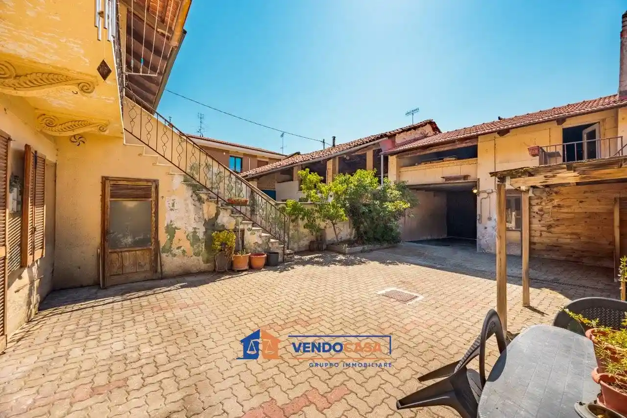 Casa indipendente in vendita a Rondissone