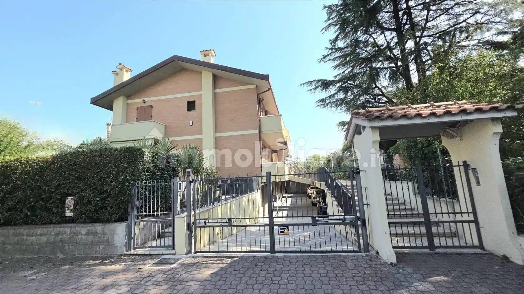 Casa indipendente in vendita a Rimini