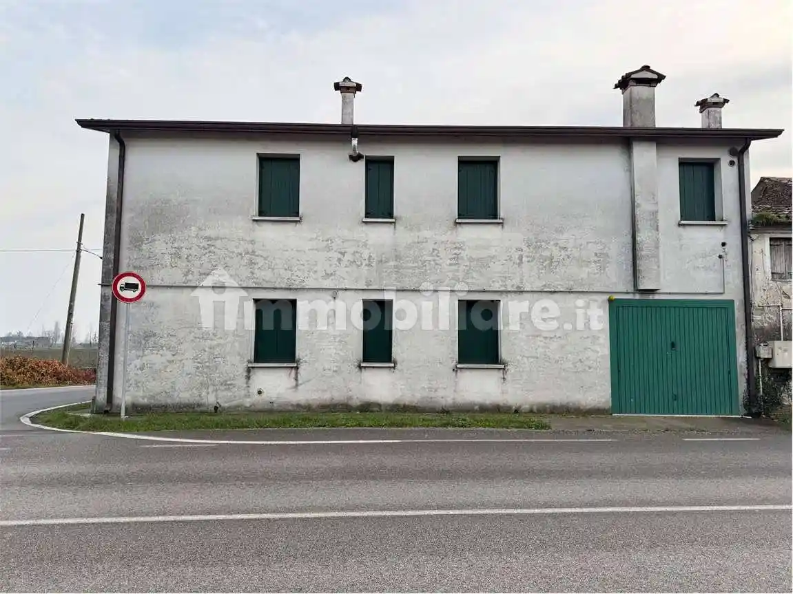 Villa in vendita a Casale di Scodosia