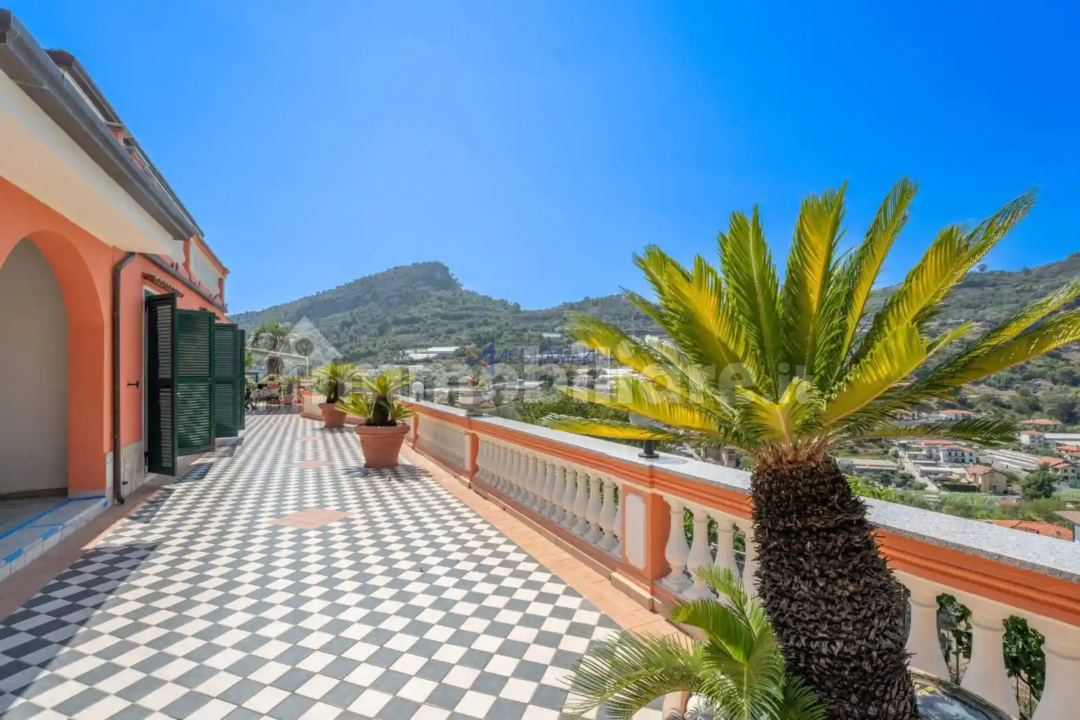 Villa in vendita a Vallecrosia