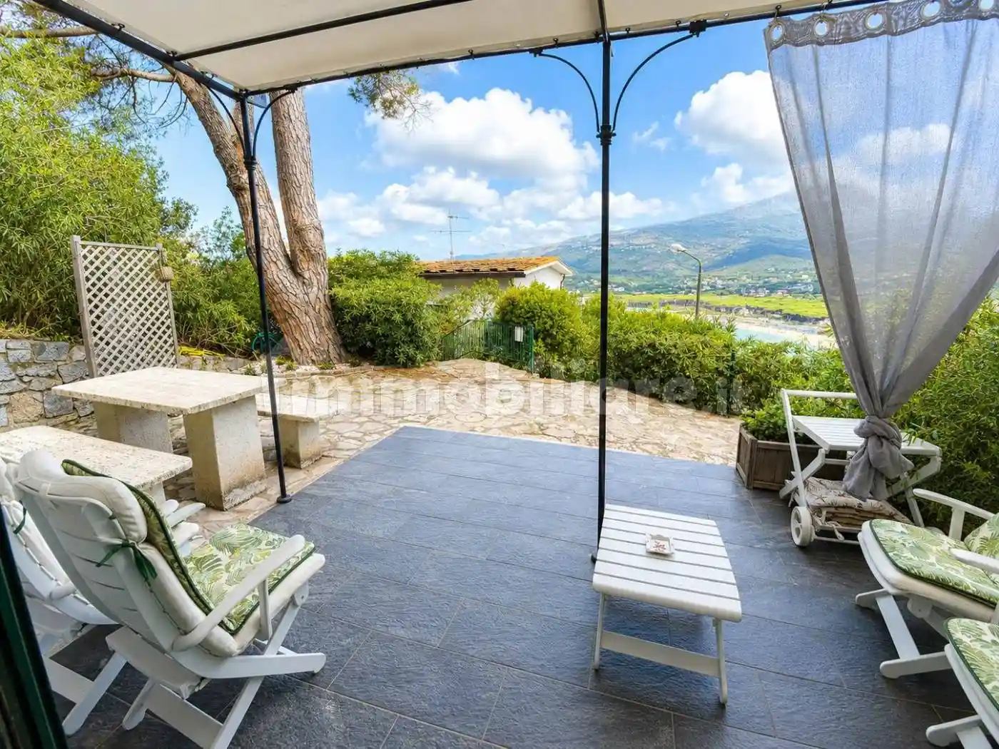 Appartamento in vendita a Campo nell'Elba