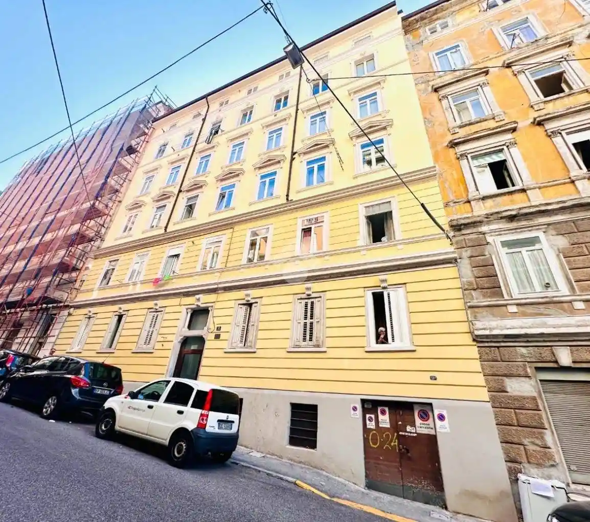 Appartamento in vendita a Trieste