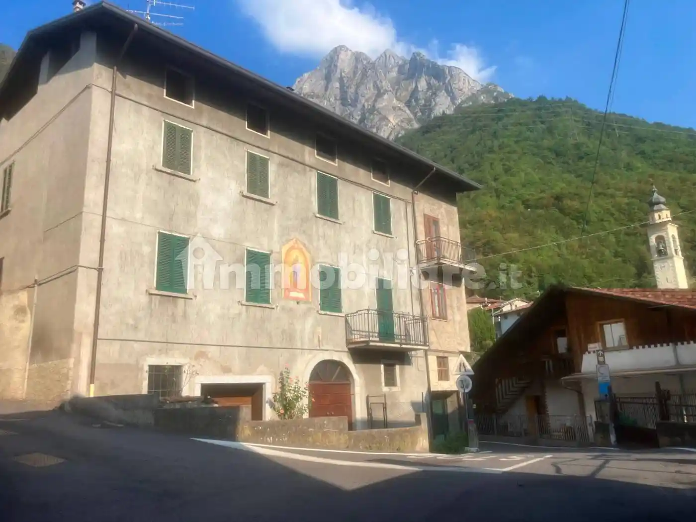 Appartamento in vendita a Losine
