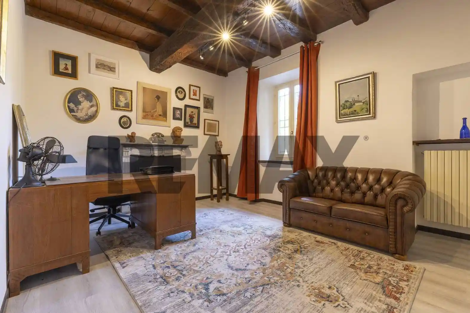 Palazzo - Edificio in vendita a Cuasso al Monte