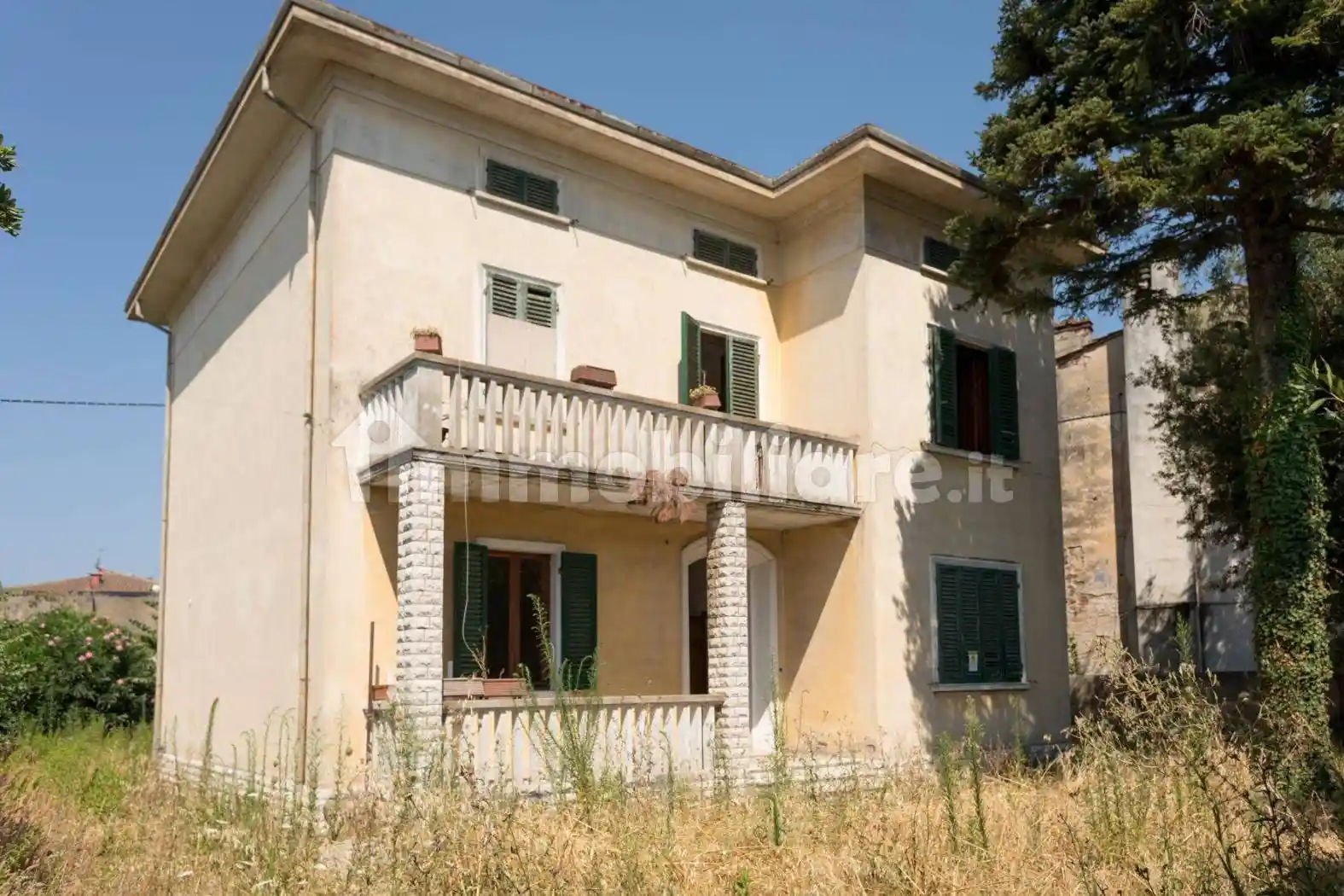 Villa in vendita a Cascina