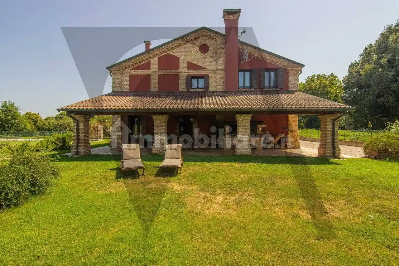 Casa indipendente in vendita a Adria