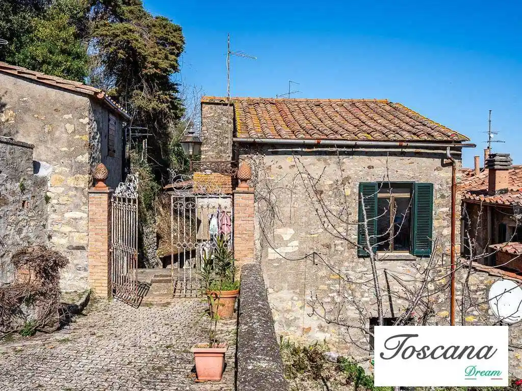 Appartamento in vendita a Castelnuovo di Val di Cecina