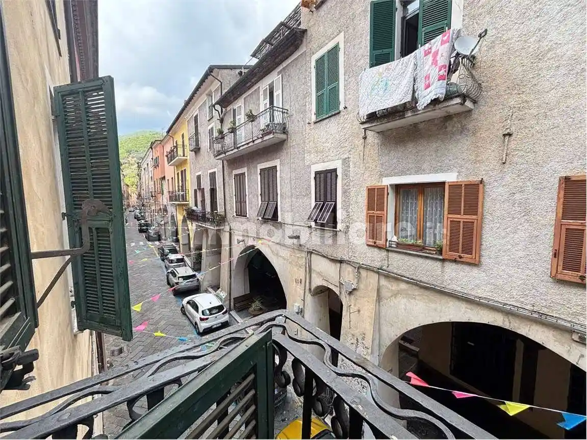Appartamento in vendita a Pieve di Teco