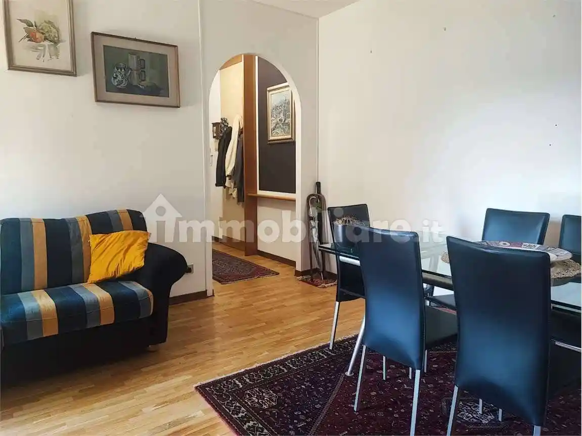 Appartamento in vendita a Varese