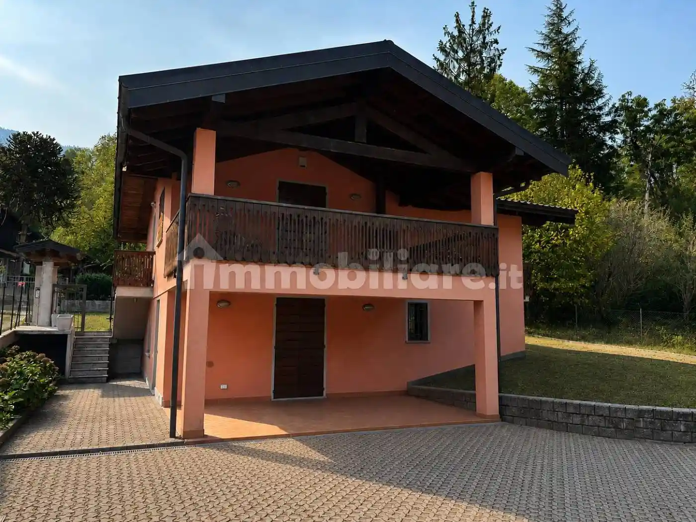 Villa in vendita a Porto Valtravaglia