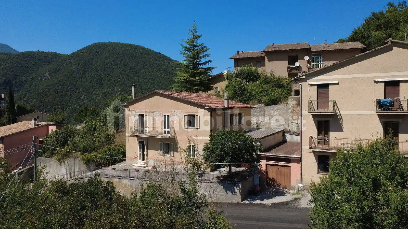 Villa in vendita a Cerreto di Spoleto
