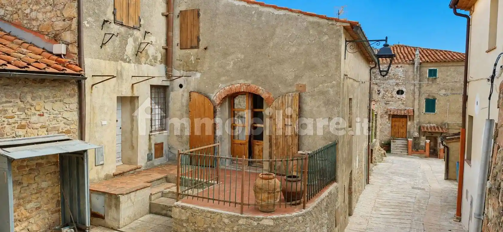 Appartamento in vendita a Roccastrada