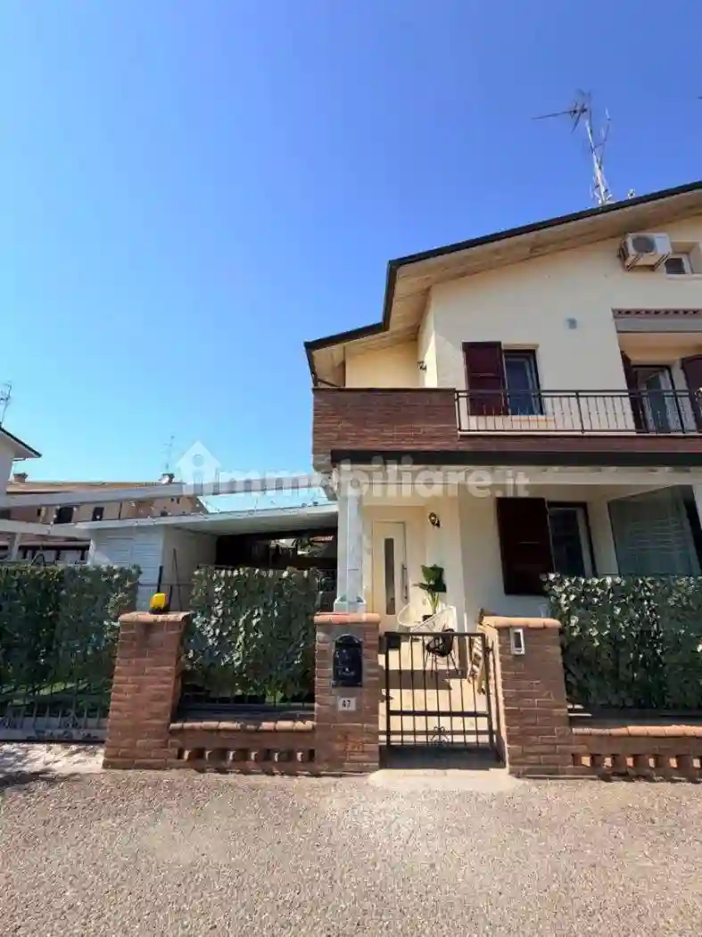 Villetta a schiera - foto 2