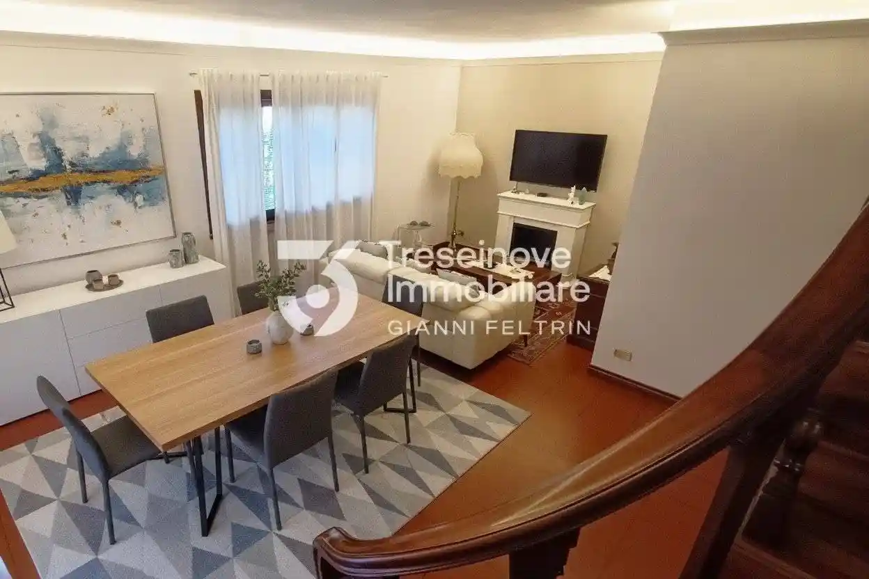 Casa indipendente in vendita a Paese