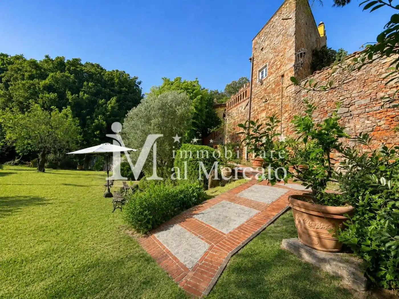 Villa in vendita a Montecarlo