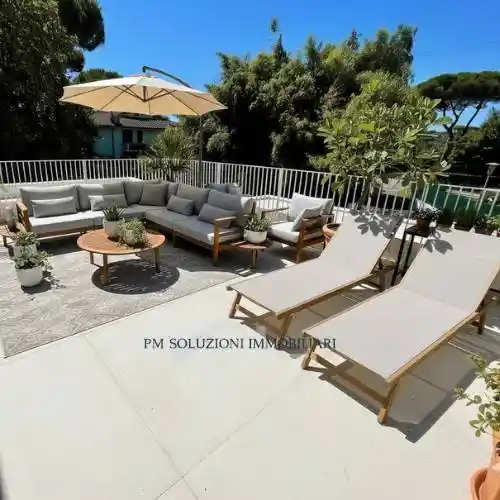 Villa in vendita a Forte dei Marmi
