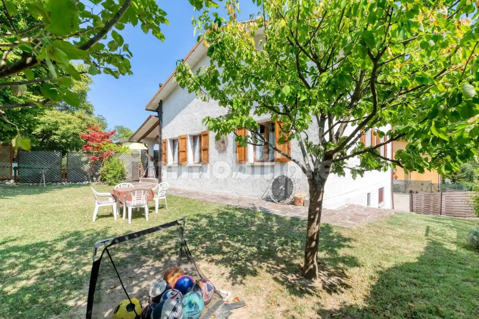 Villa in vendita a Monte San Pietro