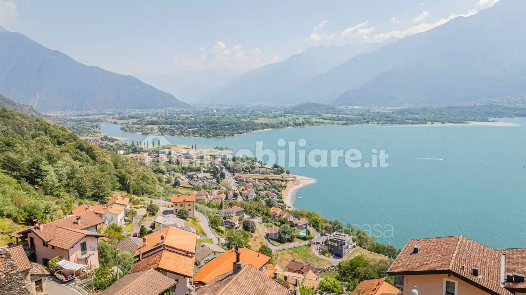 Appartamento in vendita a Trezzone