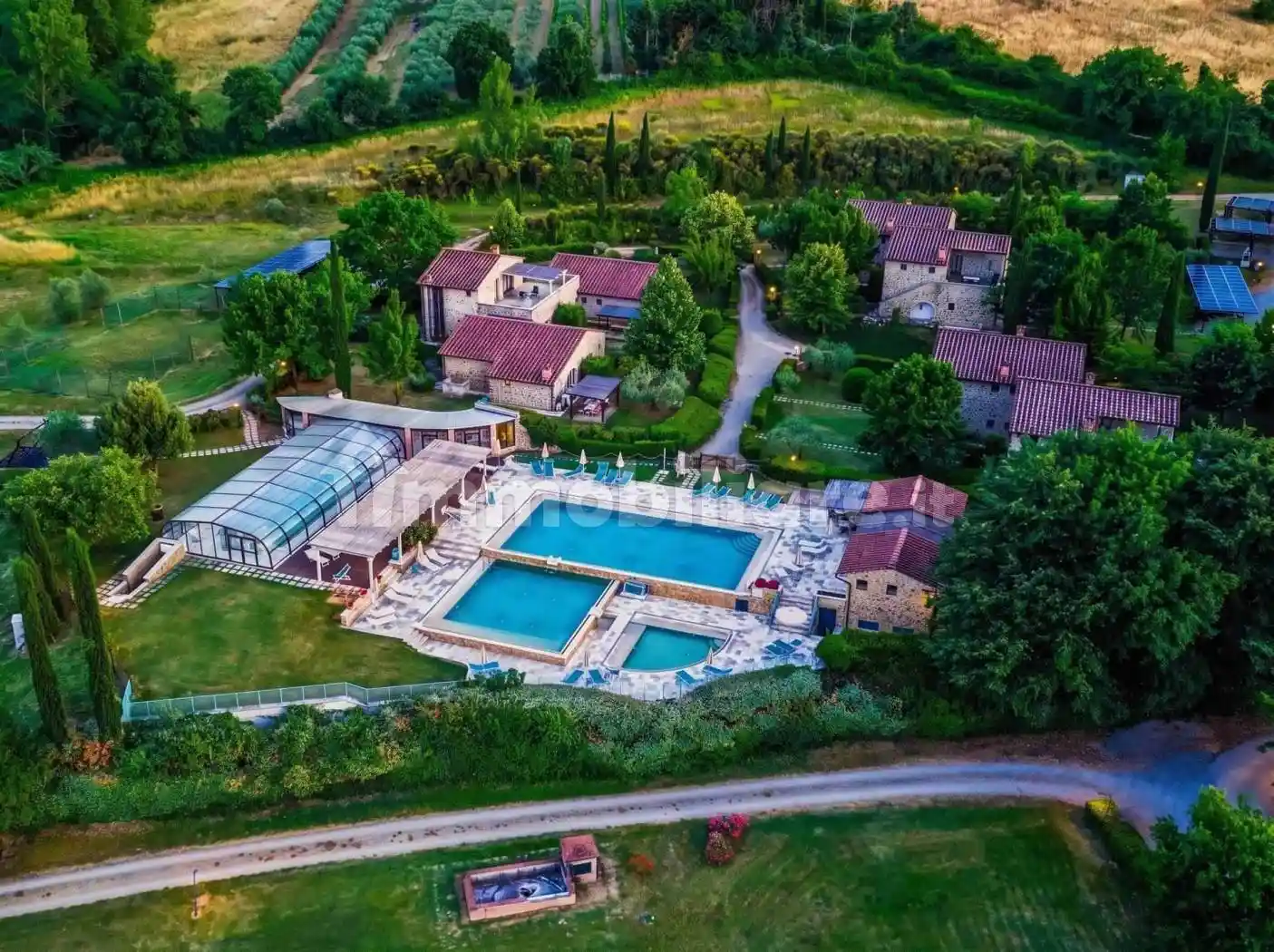 Rustico - Casale in vendita a Casole d'Elsa